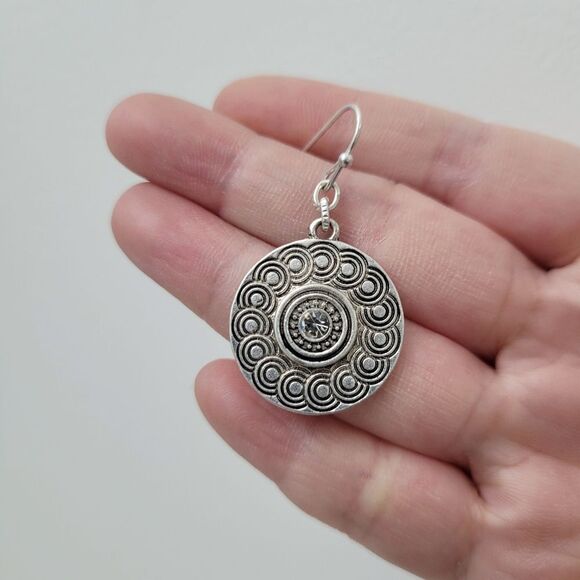 Brand New Versona Silver Pattern Round Earrings - Picture 4 of 8